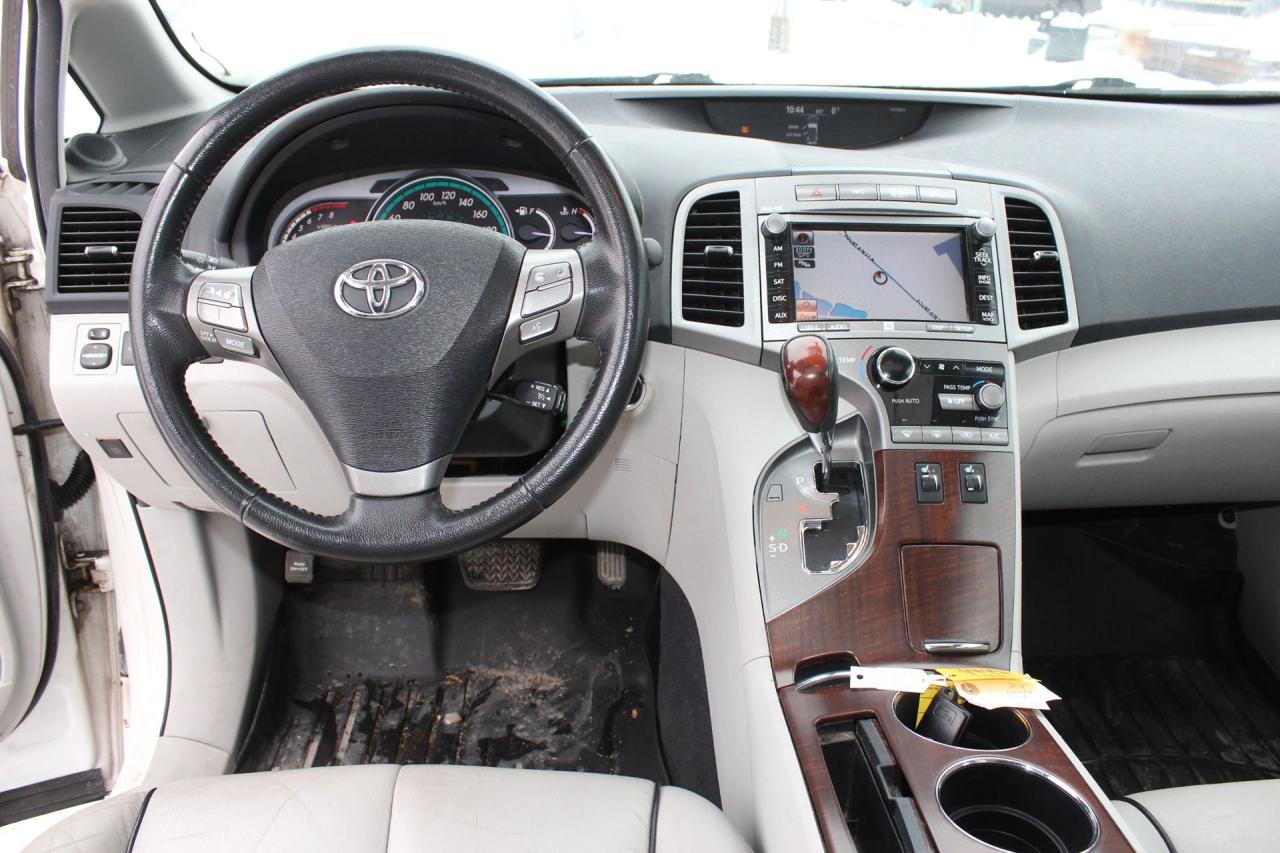 2011 Toyota Venza  Photo4
