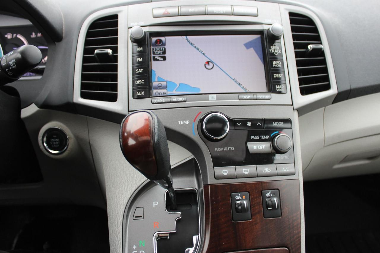 2011 Toyota Venza  Photo