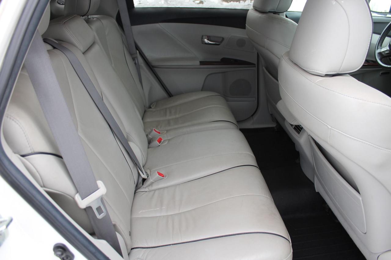 2011 Toyota Venza  Photo