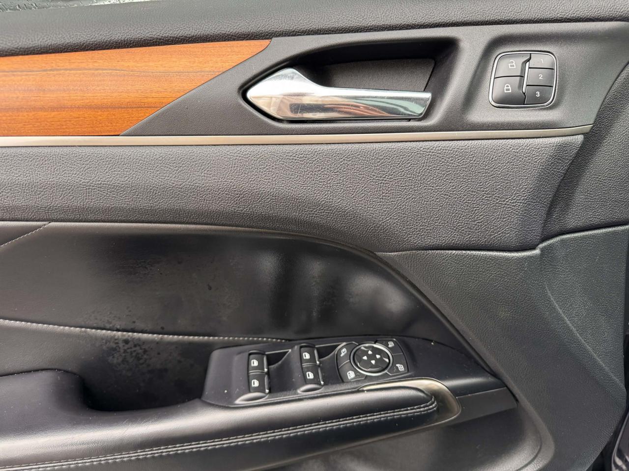 2017 Lincoln MKC Select Photo