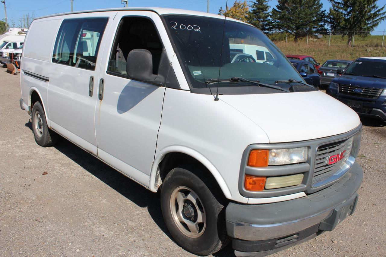 2002 GMC Savana Cargo Van  Photo