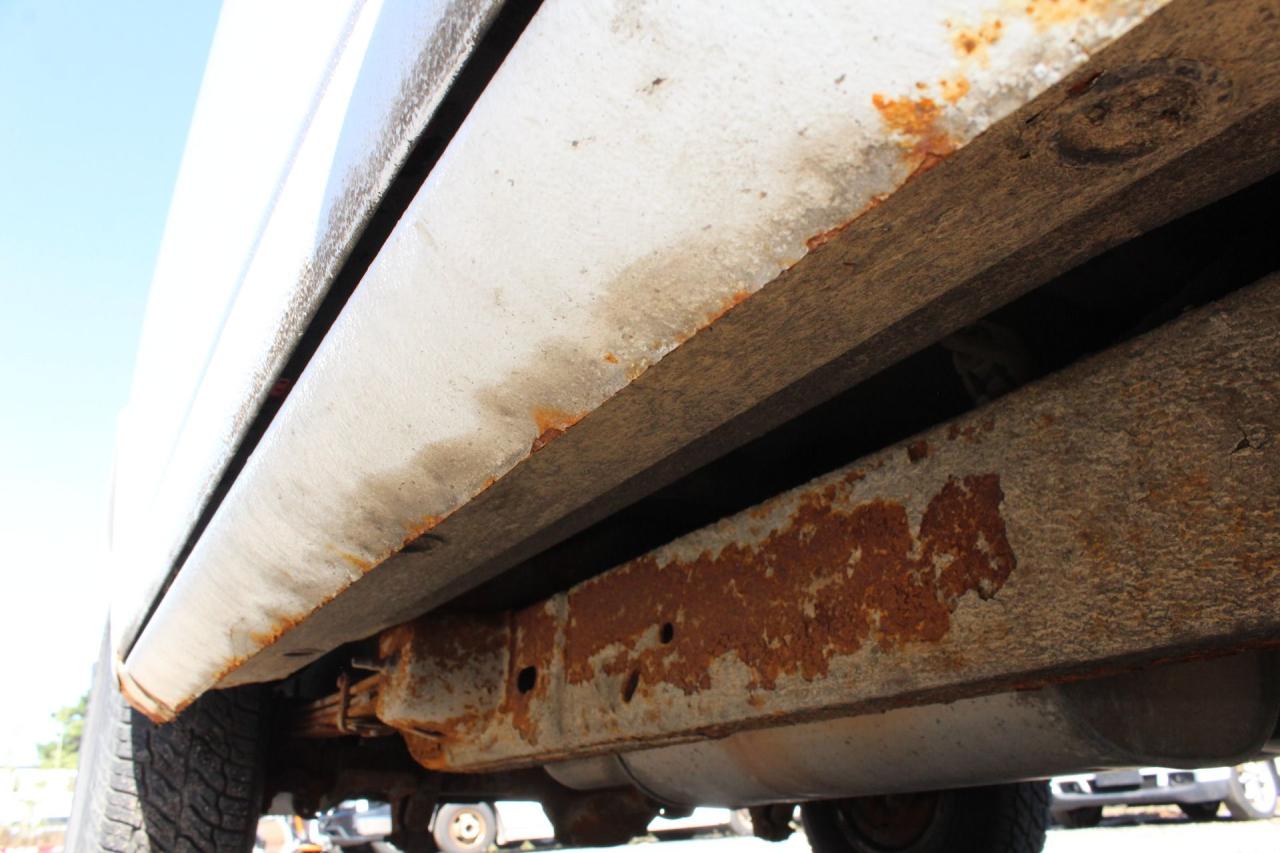 2002 GMC Savana Cargo Van  Photo