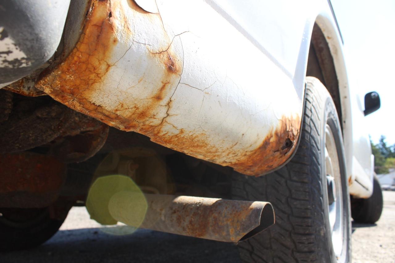 2002 GMC Savana Cargo Van  Photo