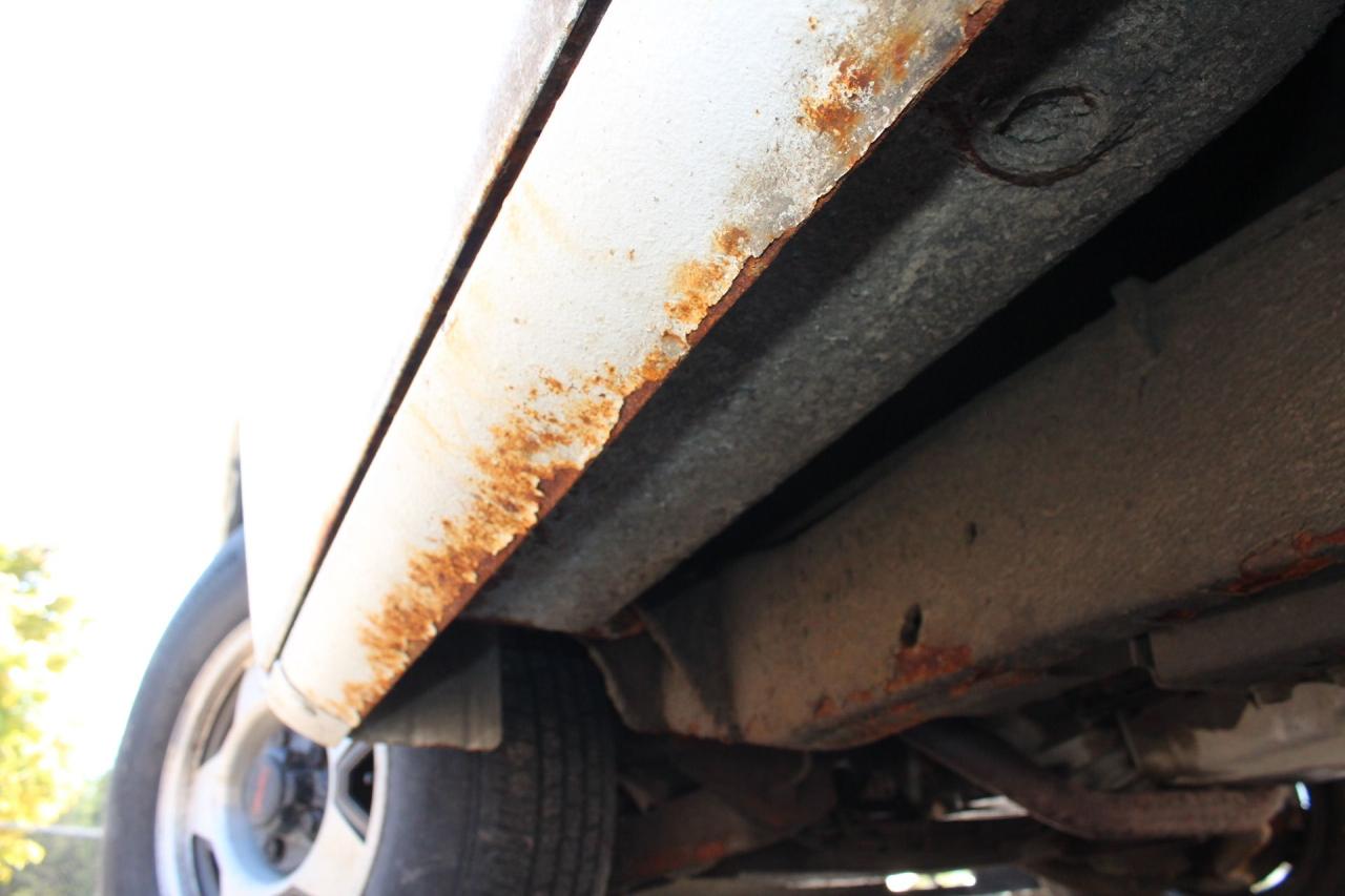 2002 GMC Savana Cargo Van  Photo