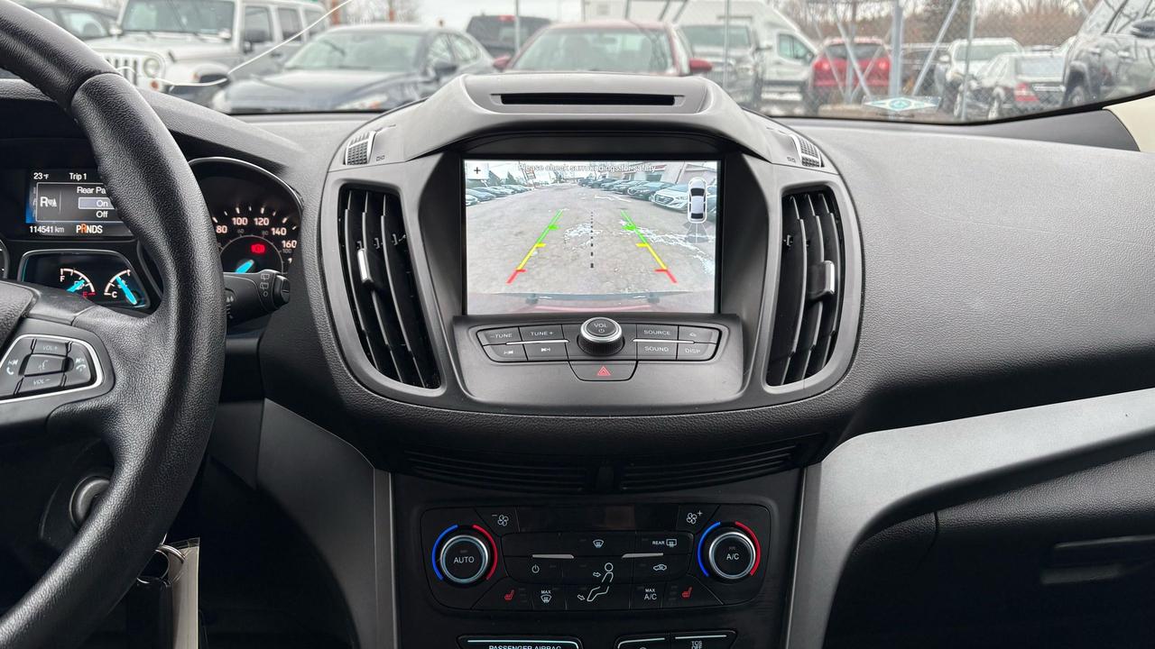 2018 Ford Escape SEL Photo