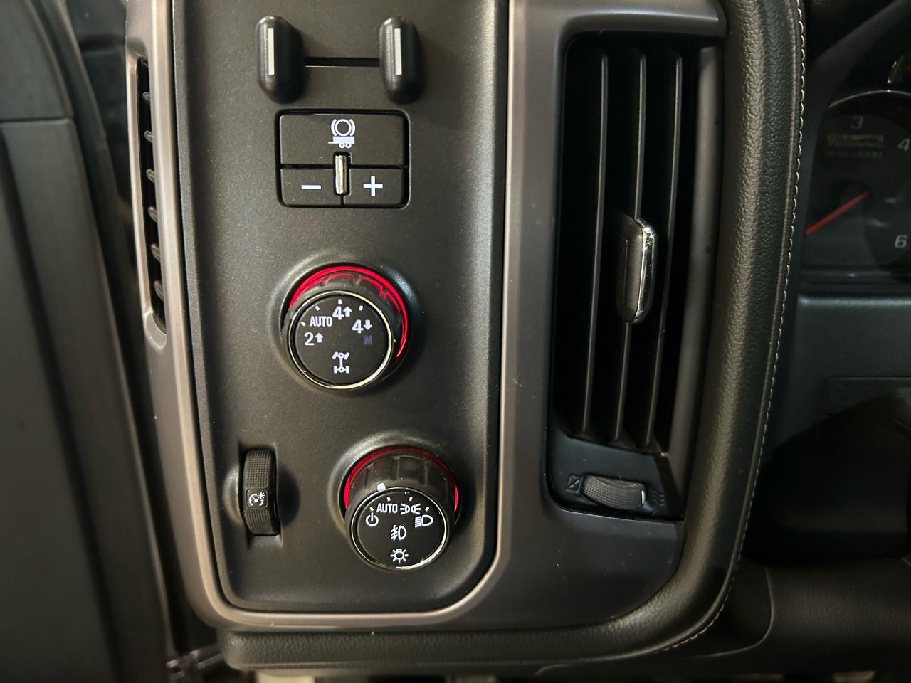 2016 GMC Sierra 1500 SLE Photo