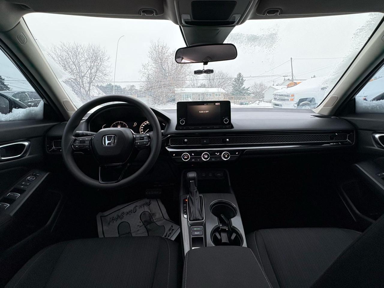 2025 Honda Civic LX Photo