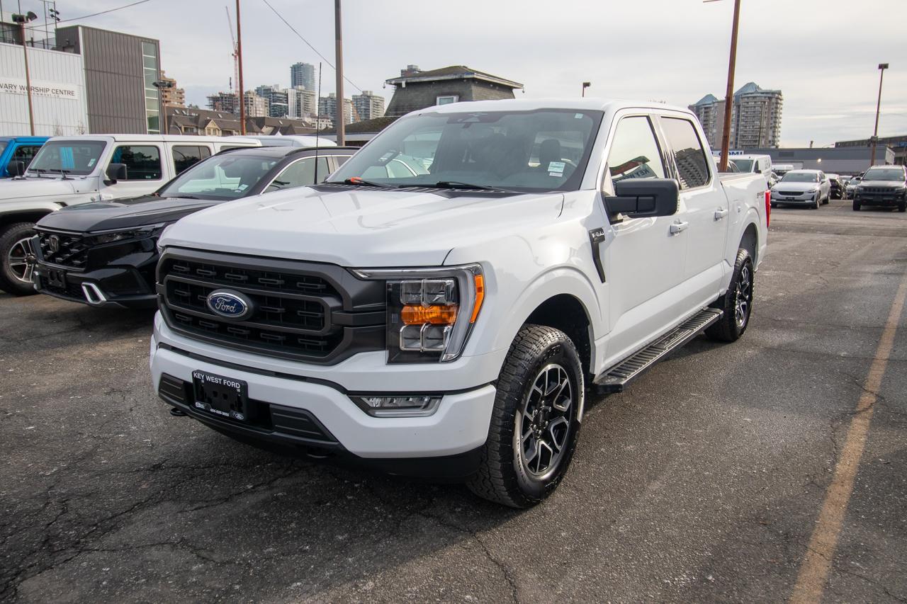 2023 Ford F-150 XLT 4WD SuperCrew 5.5' Box Photo1