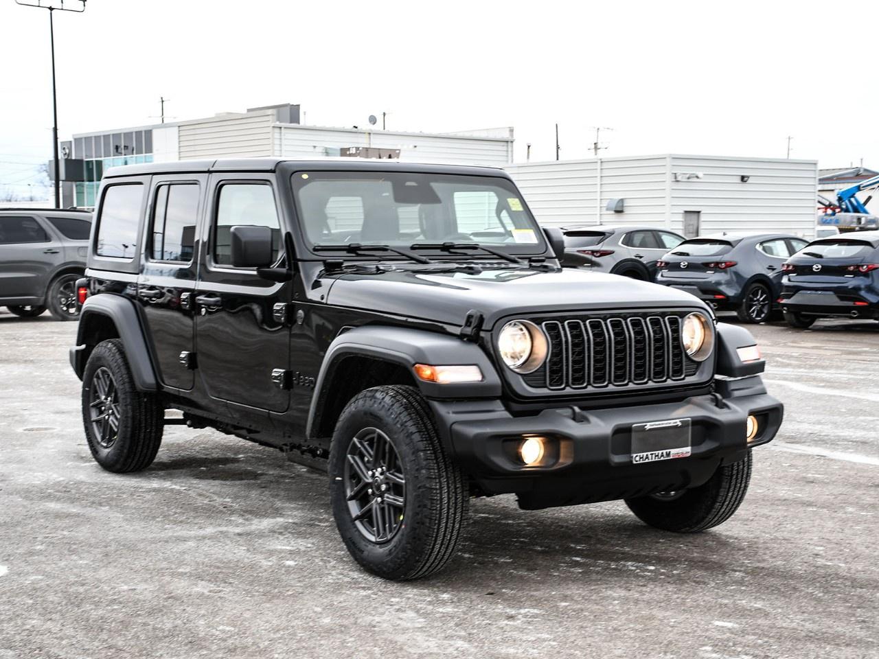 2026 Jeep Wrangler  Photo4