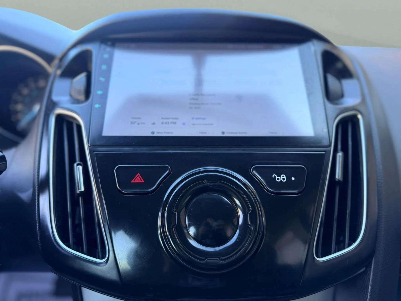 2014 Ford Focus 5DR HB SE Photo