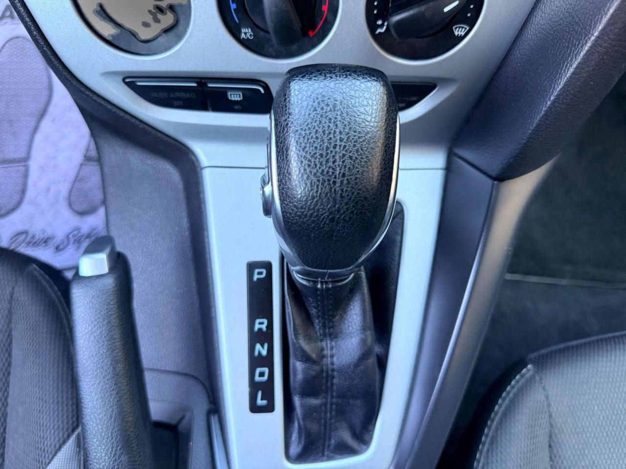 2014 Ford Focus 5DR HB SE Photo