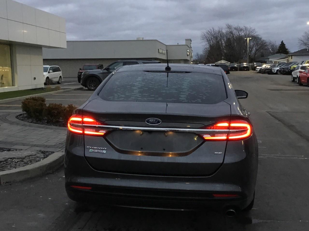 2018 Ford Fusion Energi SE FWD Photo