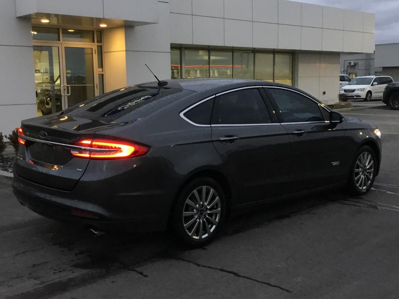 2018 Ford Fusion Energi SE FWD Photo