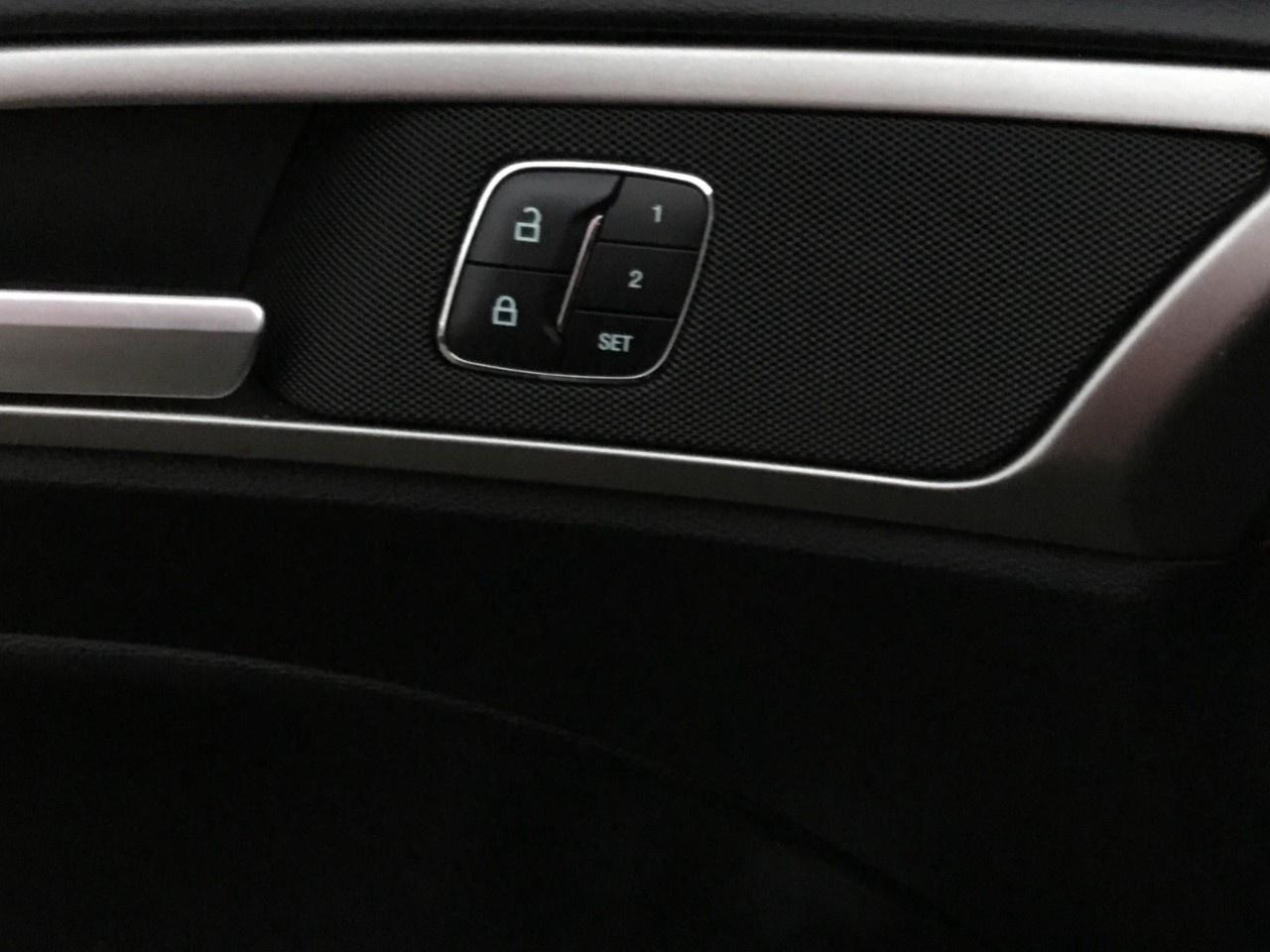 2018 Ford Fusion Energi SE FWD Photo