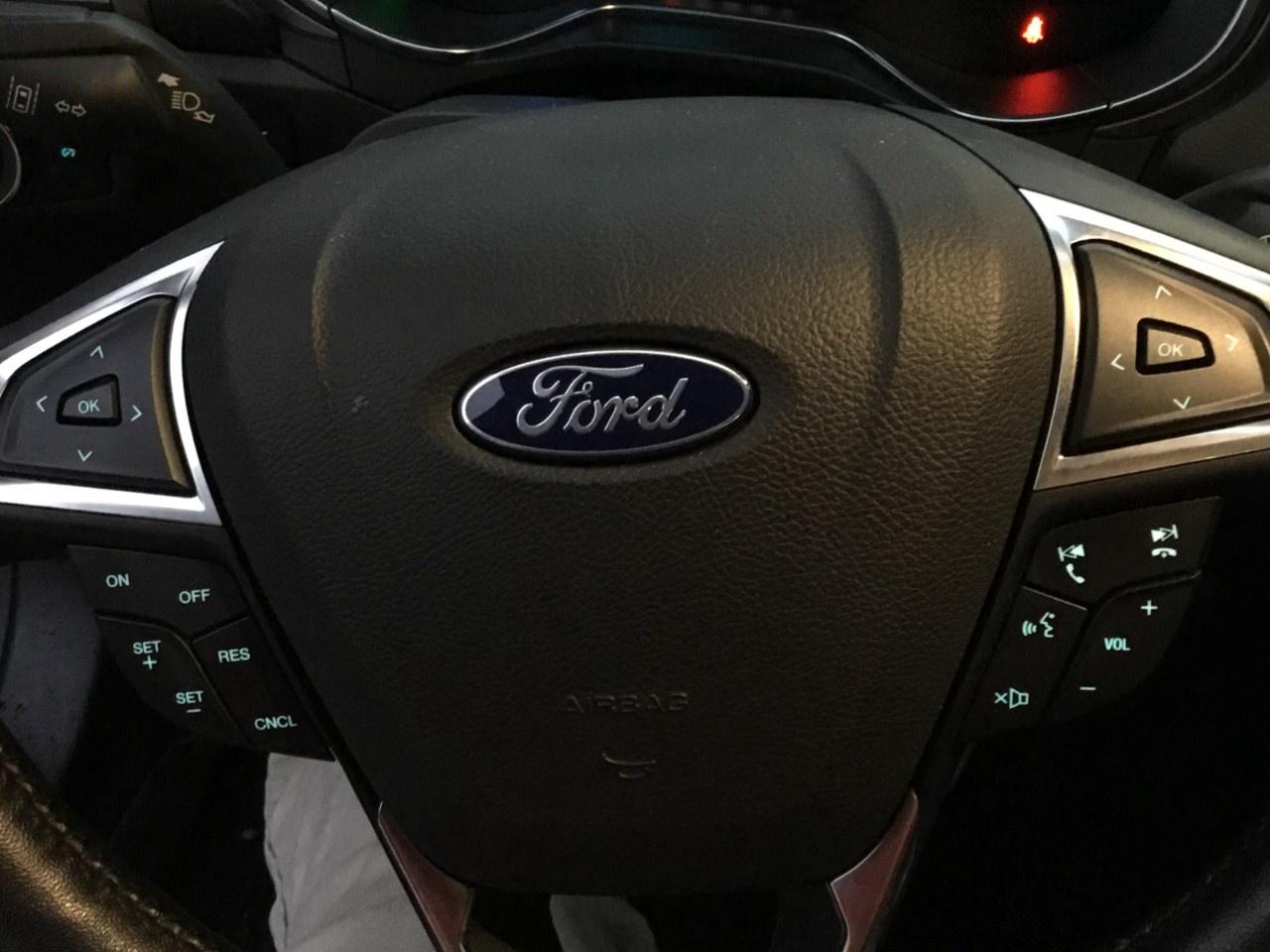 2018 Ford Fusion Energi SE FWD Photo
