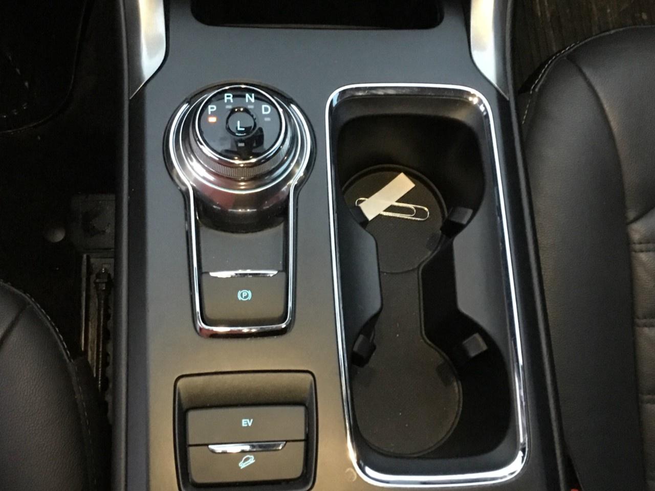 2018 Ford Fusion Energi SE FWD Photo