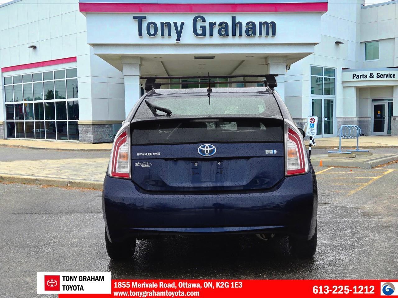 2013 Toyota Prius  Photo