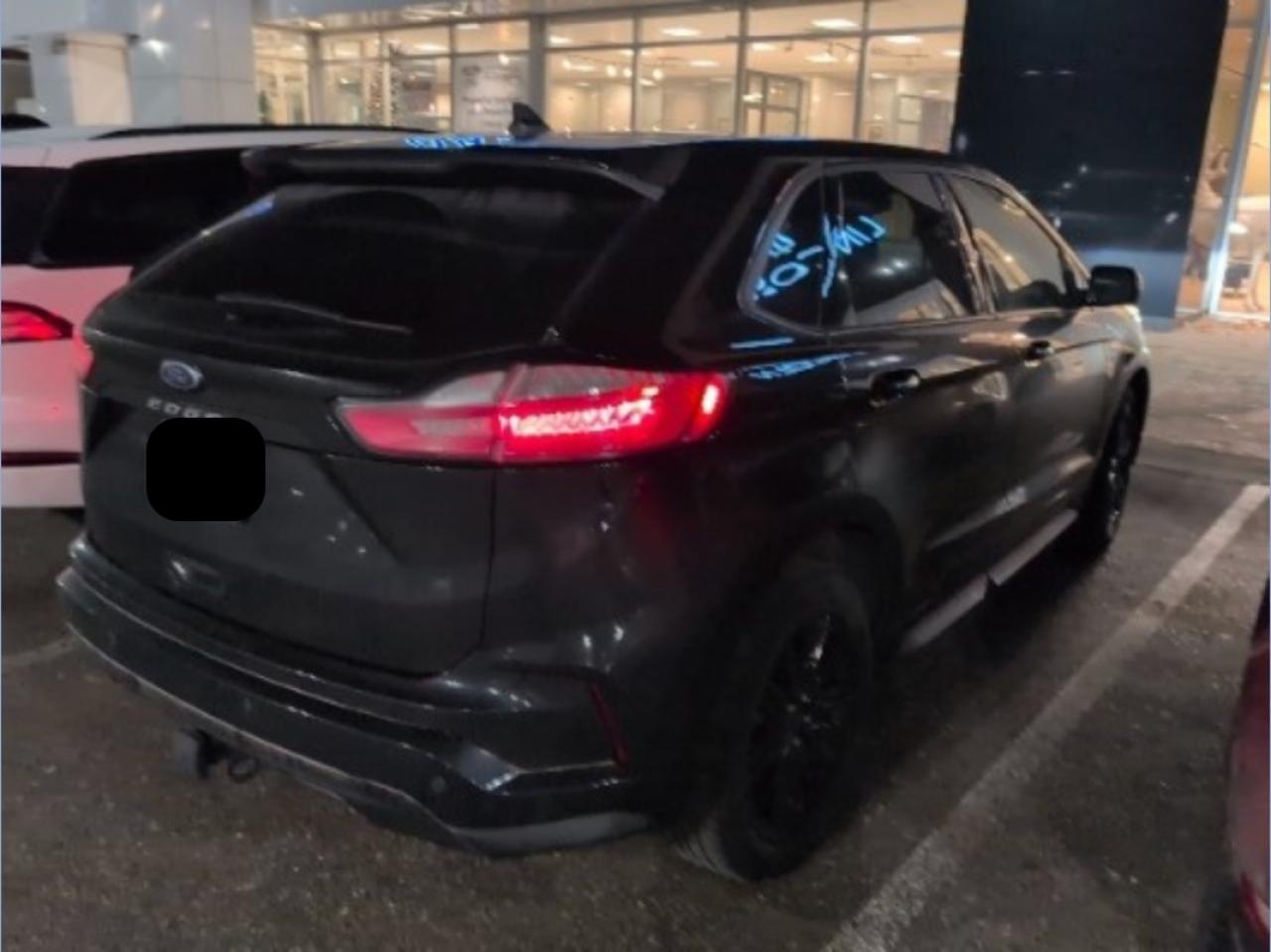 2022 Ford Edge ST Line Photo3