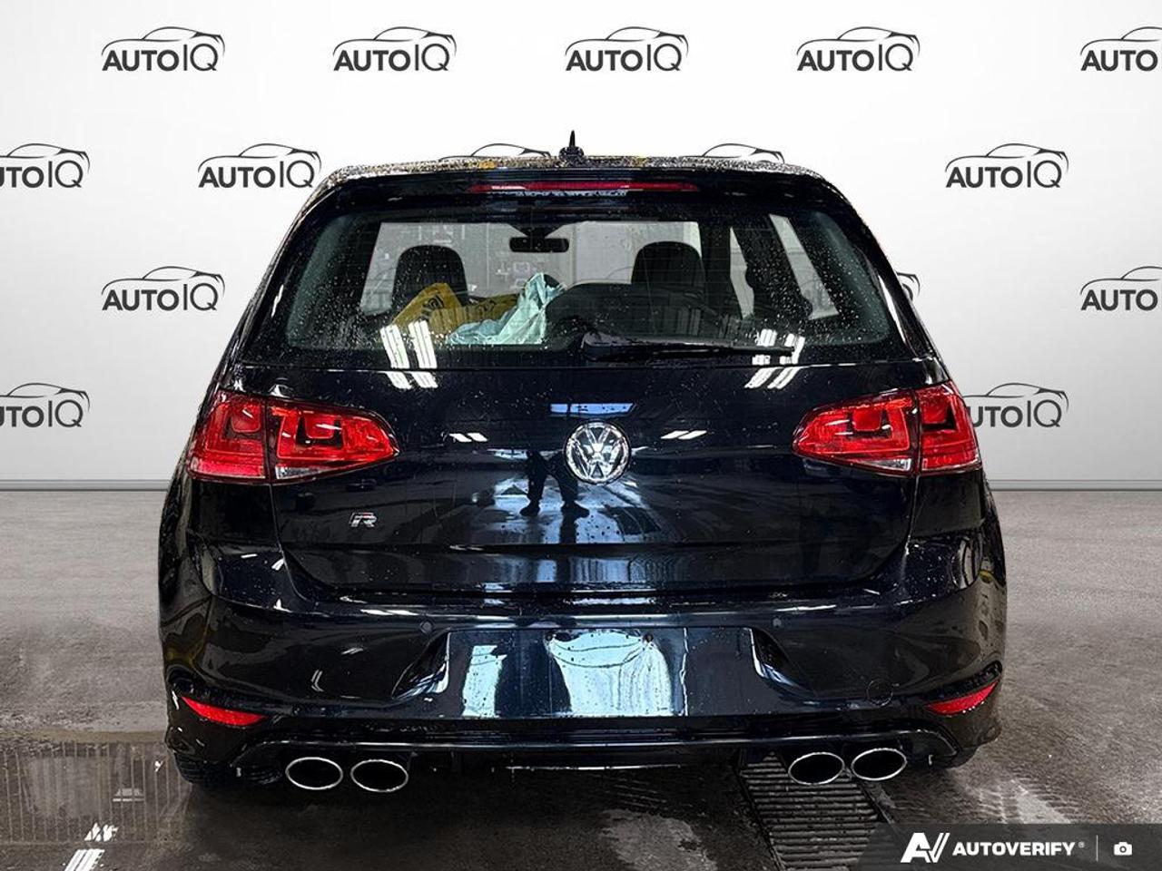 2017 Volkswagen Golf R 2.0 TSI 4Motion Photo