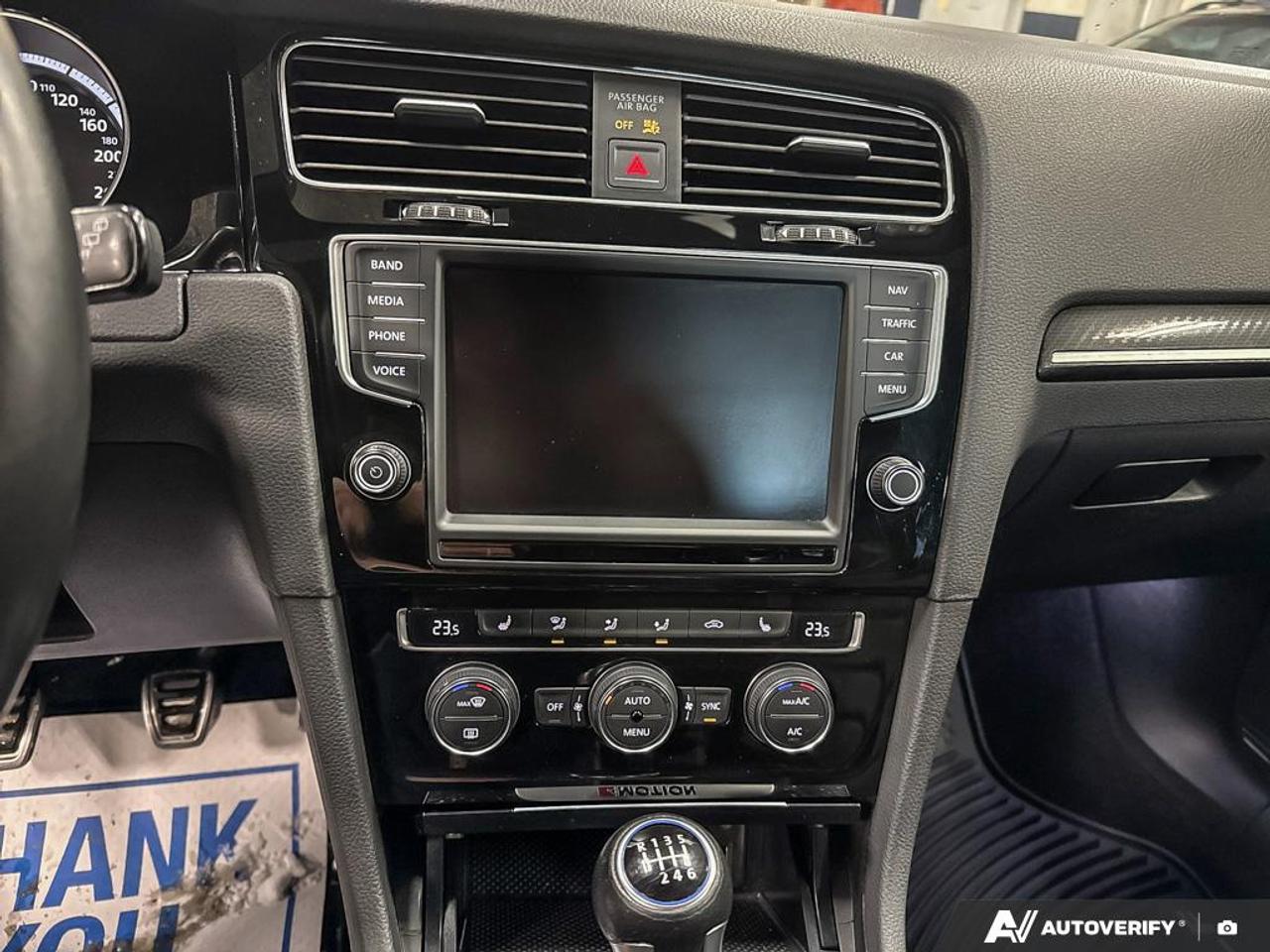 2017 Volkswagen Golf R 2.0 TSI 4Motion Photo