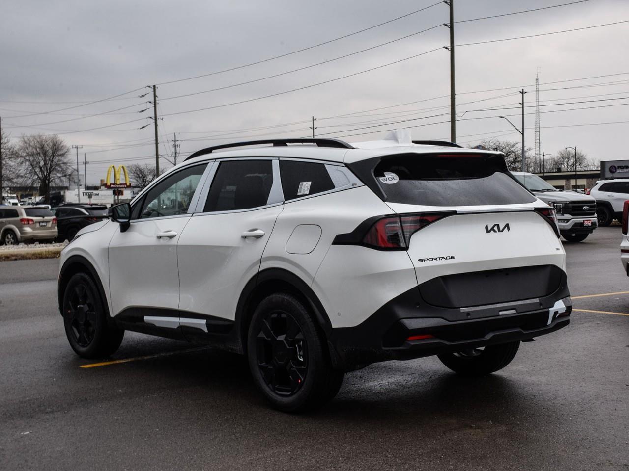 2026 Kia Sportage X-Line Limited w/Black Interior 2026 Kia Sportage – X-Line Limited Photo3