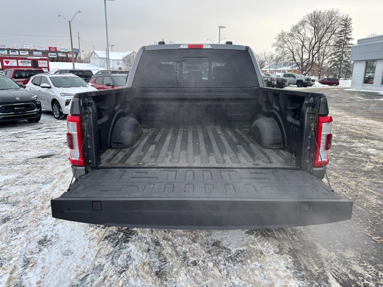 2022 Ford F-150 2022 Ford F150 Lariat SuperCrew 4WD Photo