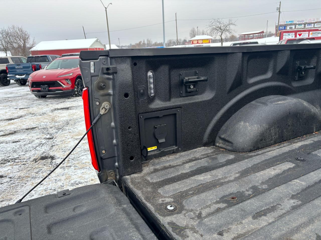 2022 Ford F-150 2022 Ford F150 Lariat SuperCrew 4WD Photo