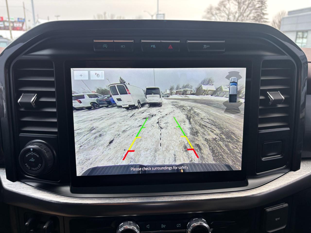 2022 Ford F-150 2022 Ford F150 Lariat SuperCrew 4WD Photo