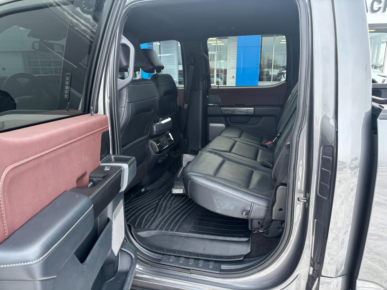 2022 Ford F-150 2022 Ford F150 Lariat SuperCrew 4WD Photo