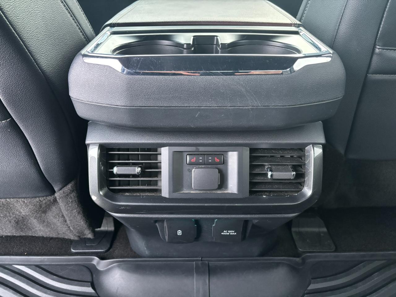 2022 Ford F-150 2022 Ford F150 Lariat SuperCrew 4WD Photo