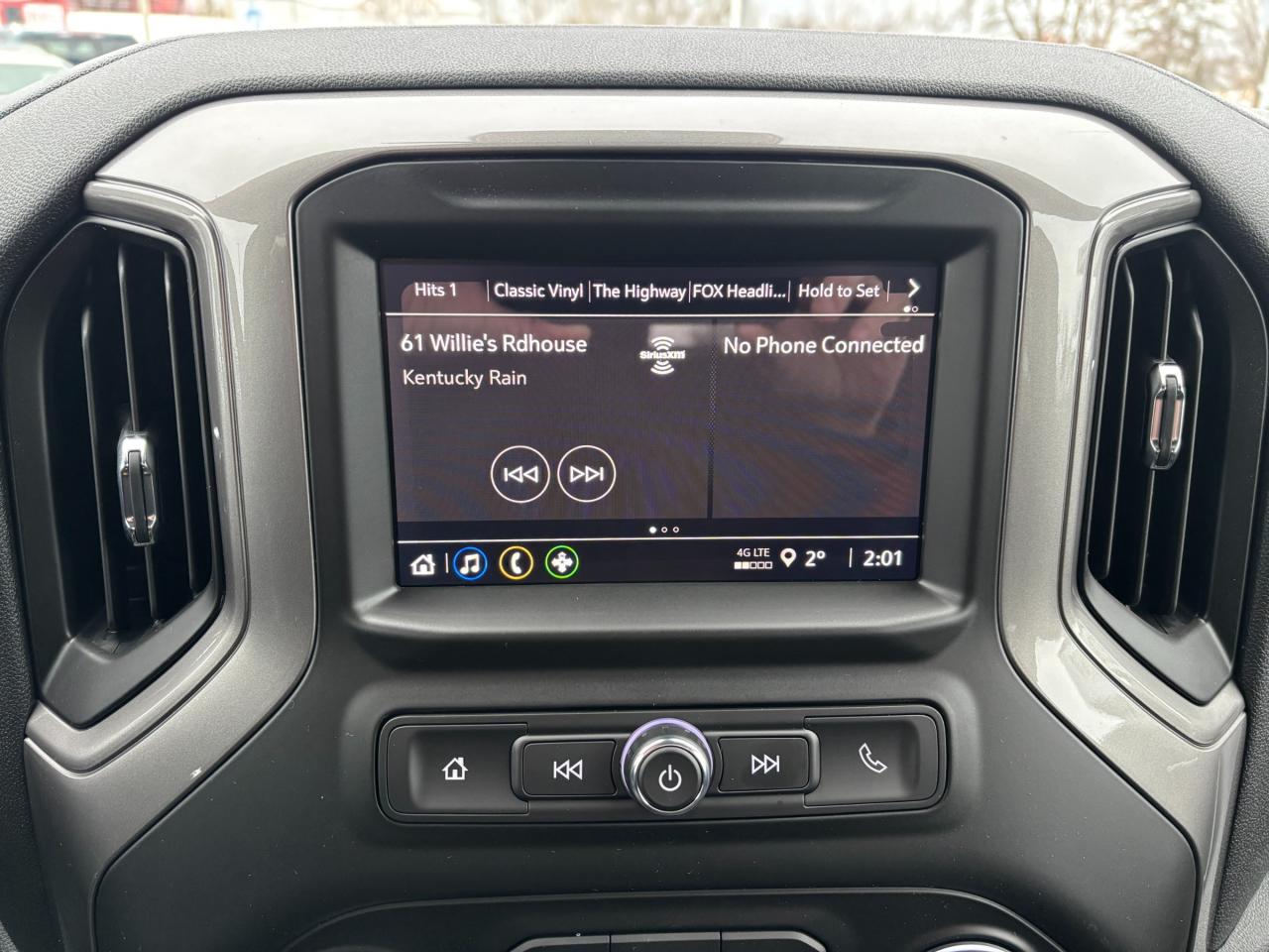 2026 Chevrolet Silverado 1500 2026 Chevrolet Silverado Custom Trail Boss 4WD Photo