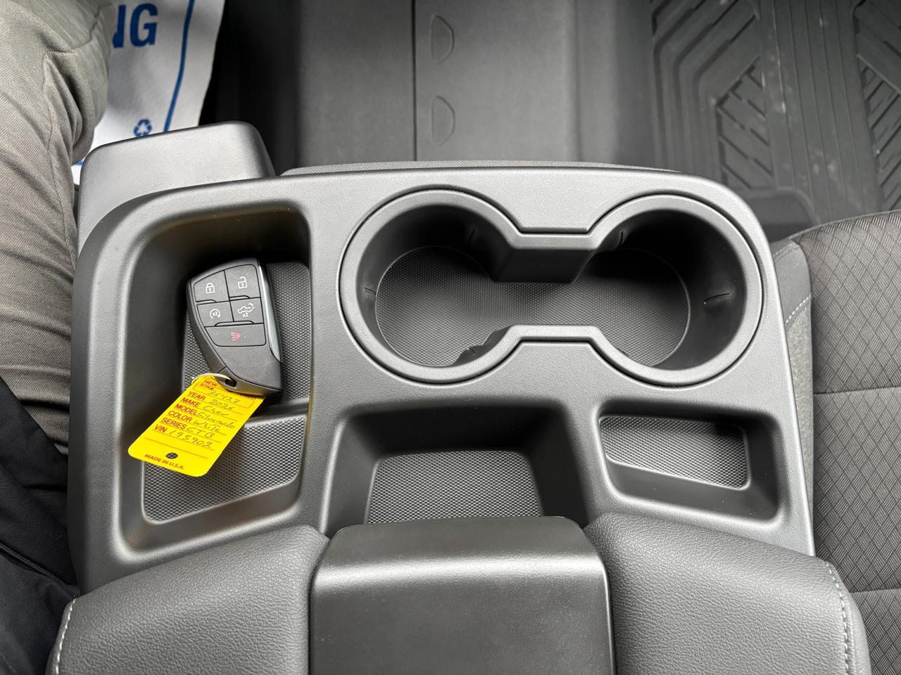 2026 Chevrolet Silverado 1500 2026 Chevrolet Silverado Custom Trail Boss 4WD Photo