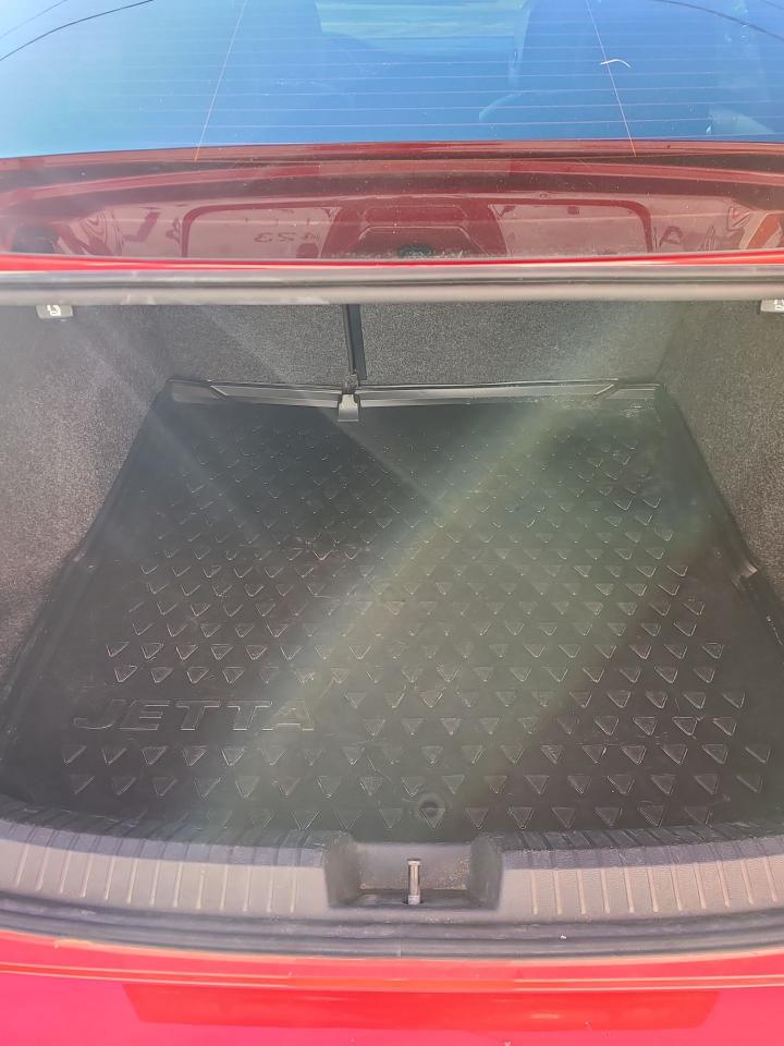 2019 Volkswagen Jetta GLI - Photo #14