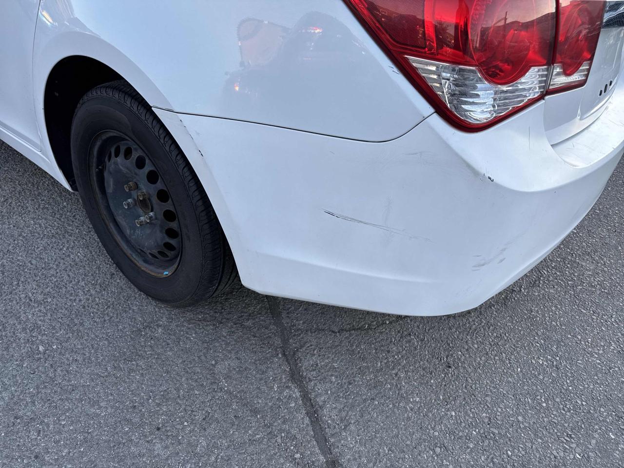 2016 Chevrolet Cruze LT MODEL Photo20