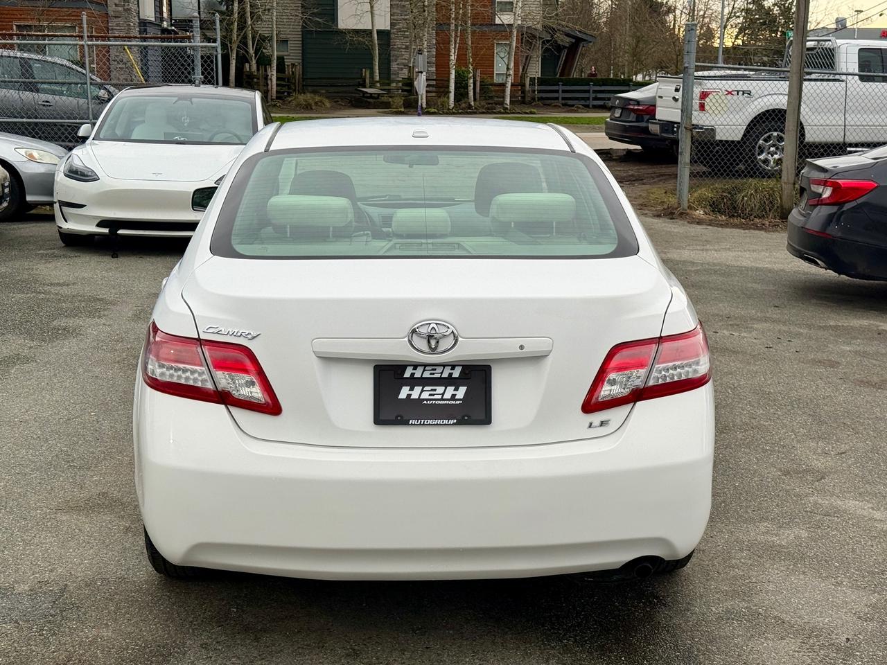 2010 Toyota Camry FINANCING AVAILABLE Photo6