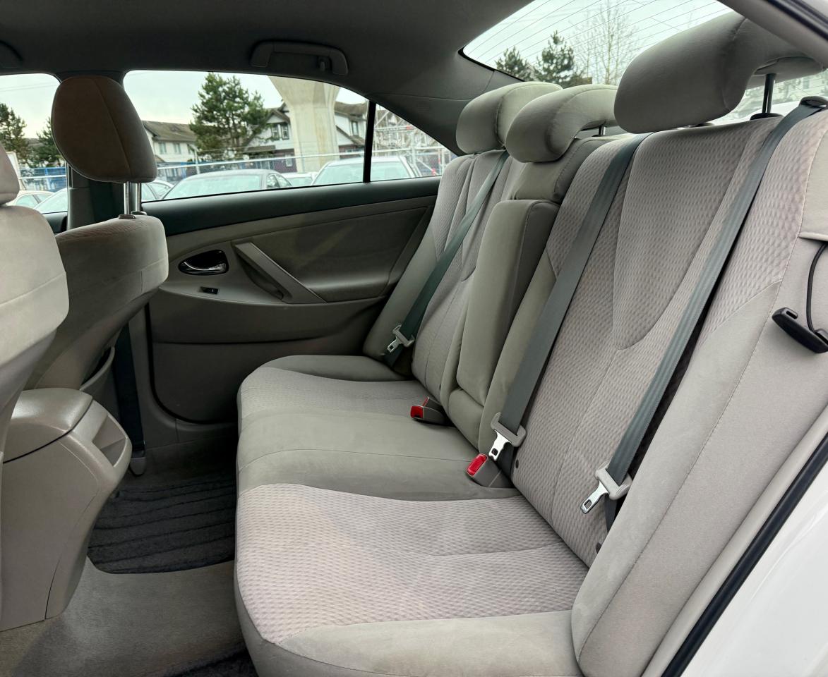 2010 Toyota Camry FINANCING AVAILABLE Photo14