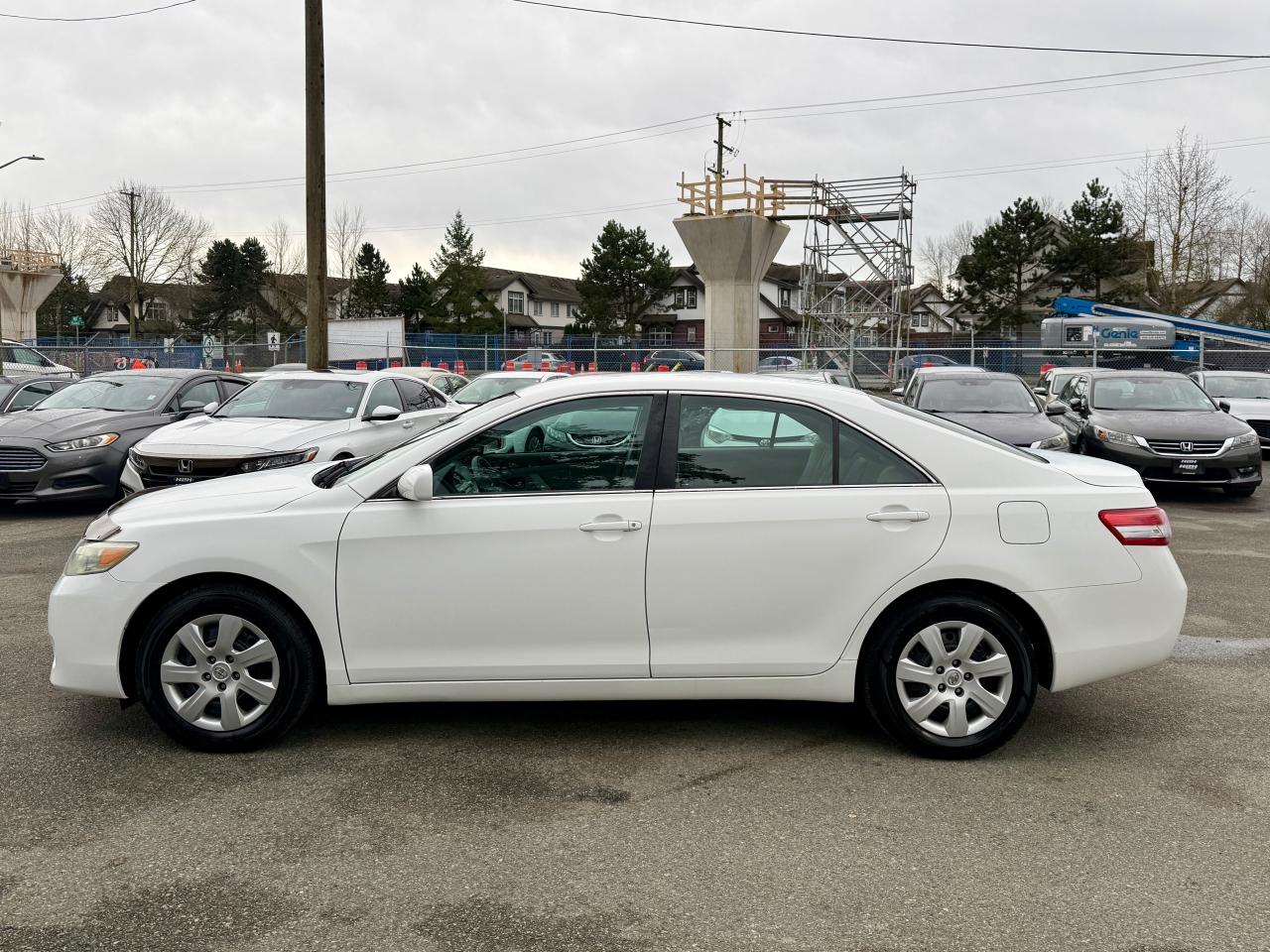 2010 Toyota Camry FINANCING AVAILABLE Photo8