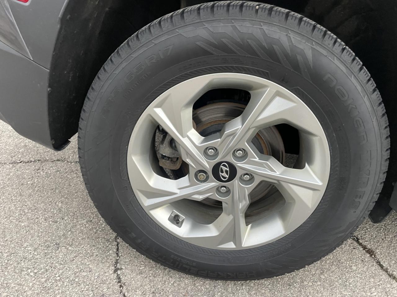 2023 Hyundai Tucson Essential AWD Photo