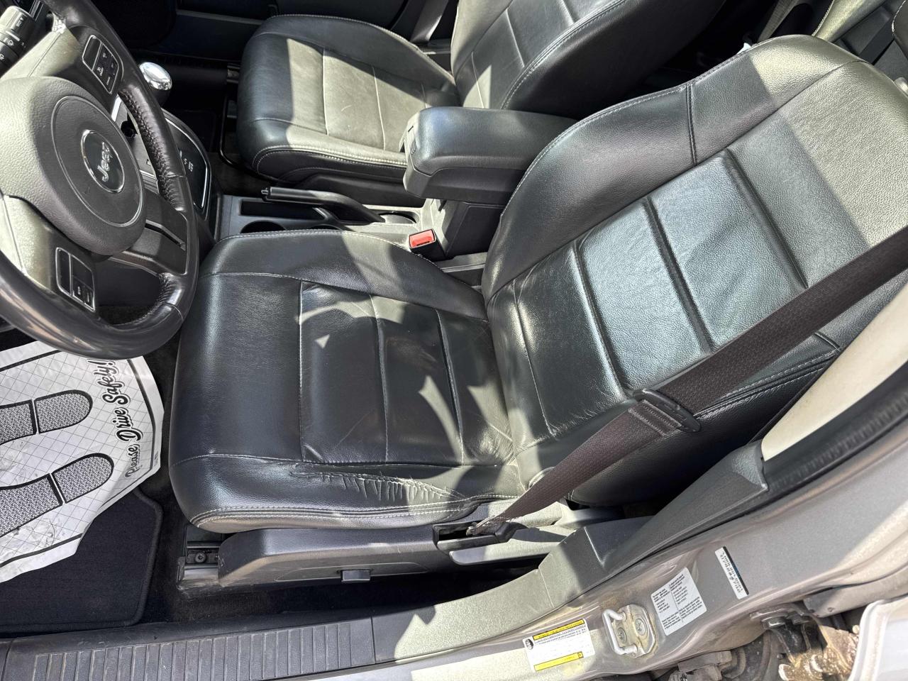 2015 Jeep Patriot HIGH ALTITUDE MODEL, SUNROOF, AWD, HEATED SEATS, L Photo