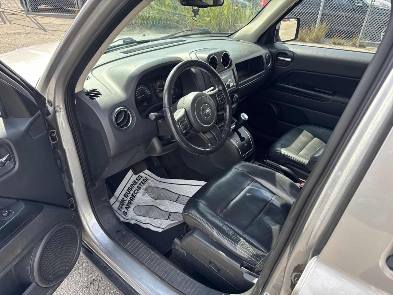 2015 Jeep Patriot HIGH ALTITUDE MODEL, SUNROOF, AWD, HEATED SEATS, L Photo13