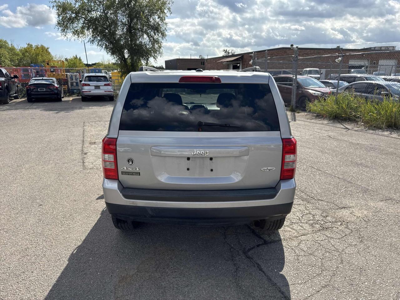 2015 Jeep Patriot HIGH ALTITUDE MODEL, SUNROOF, AWD, HEATED SEATS, L Photo5