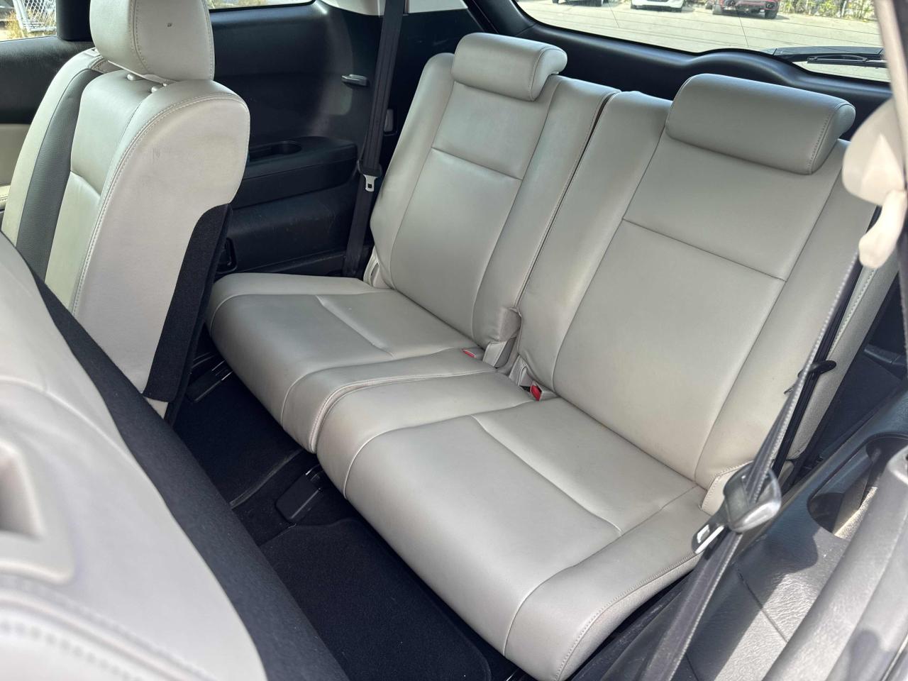 2011 Mazda CX-9 GT MODEL, AWD, 7 PASSENGER, LEATHER SEATS, SUNROOF Photo18