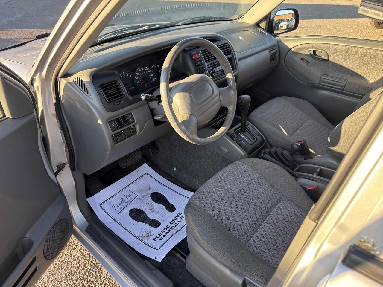 2000 Chevrolet Tracker as is Photo