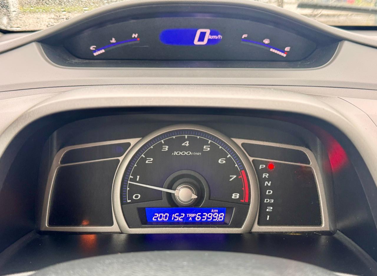2009 Honda Civic FINANCING AVAILABLE Photo11