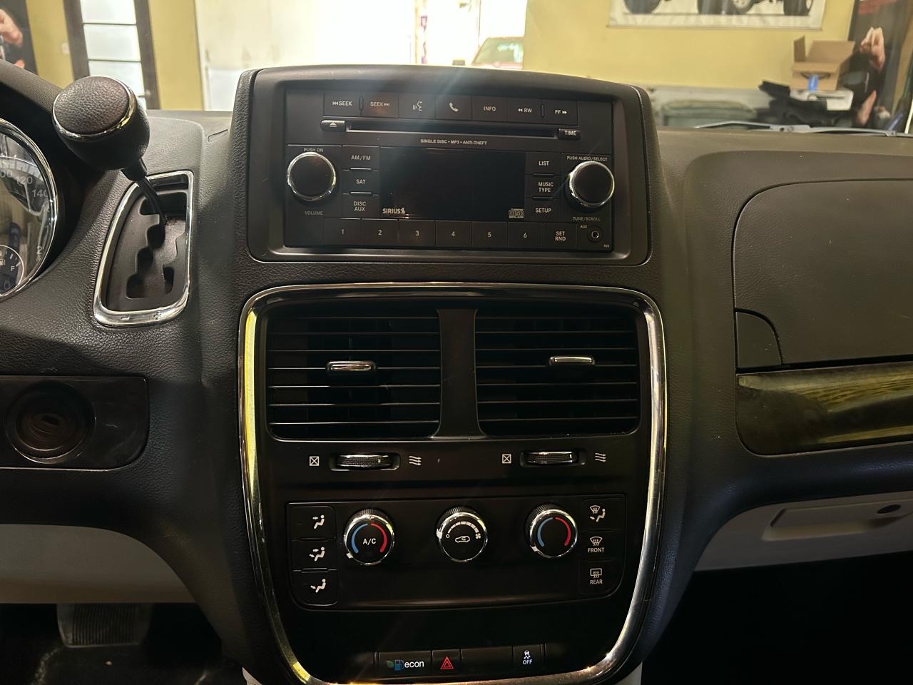 2019 Dodge Grand Caravan SXT Photo