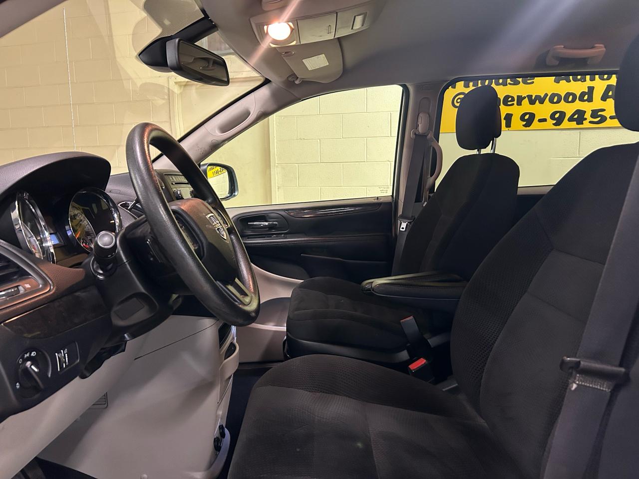 2019 Dodge Grand Caravan SXT Photo
