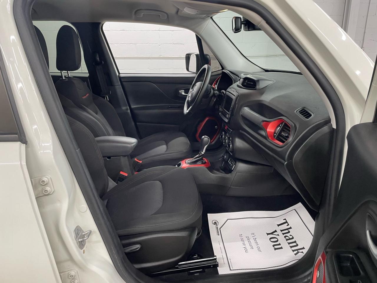 2016 Jeep Renegade 4WD 4dr Trailhawk