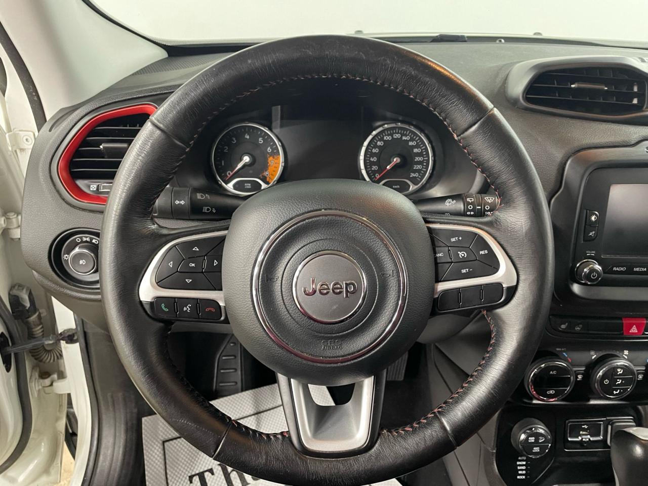 2016 Jeep Renegade 4WD 4dr Trailhawk