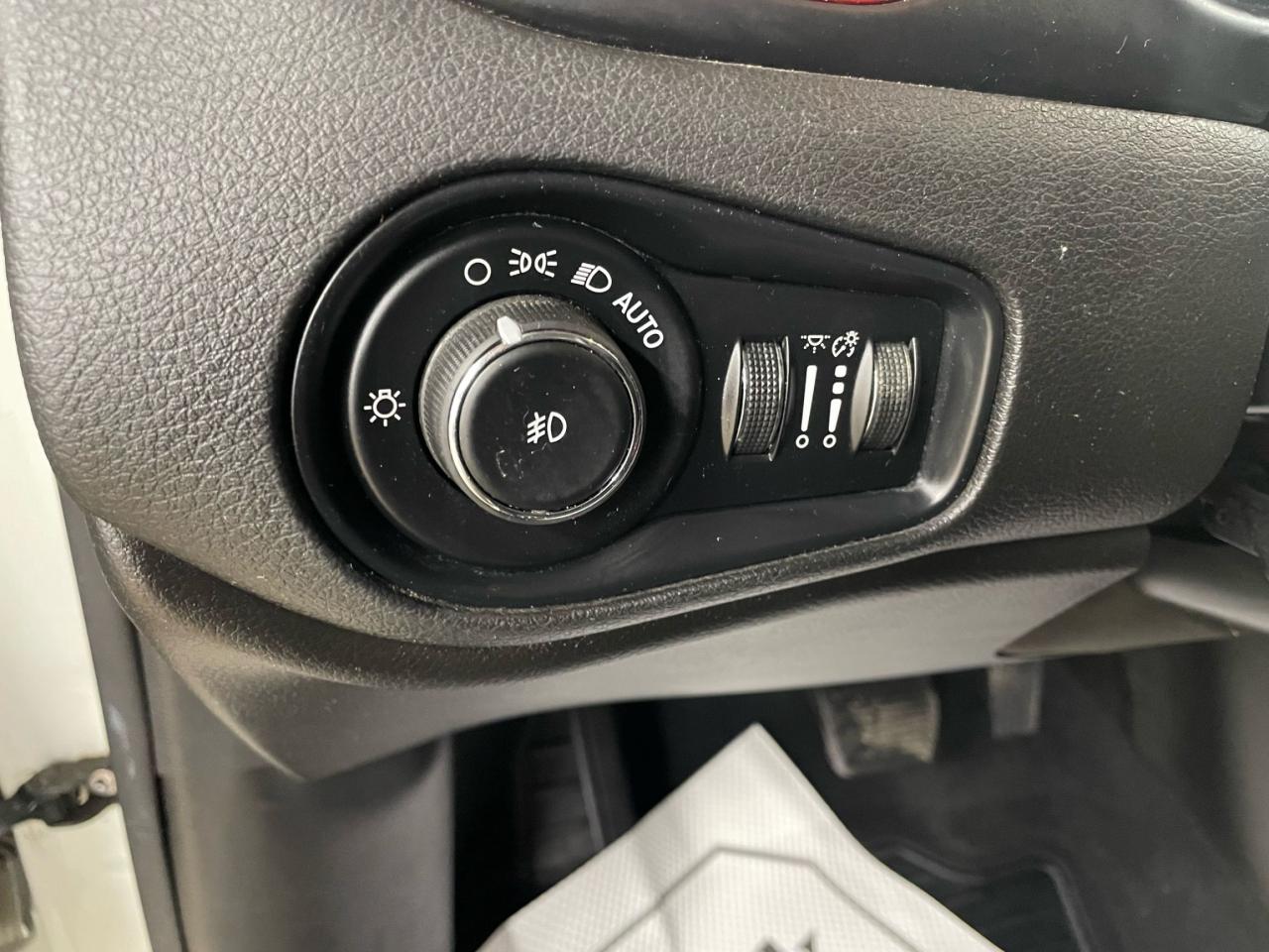 2016 Jeep Renegade 4WD 4dr Trailhawk