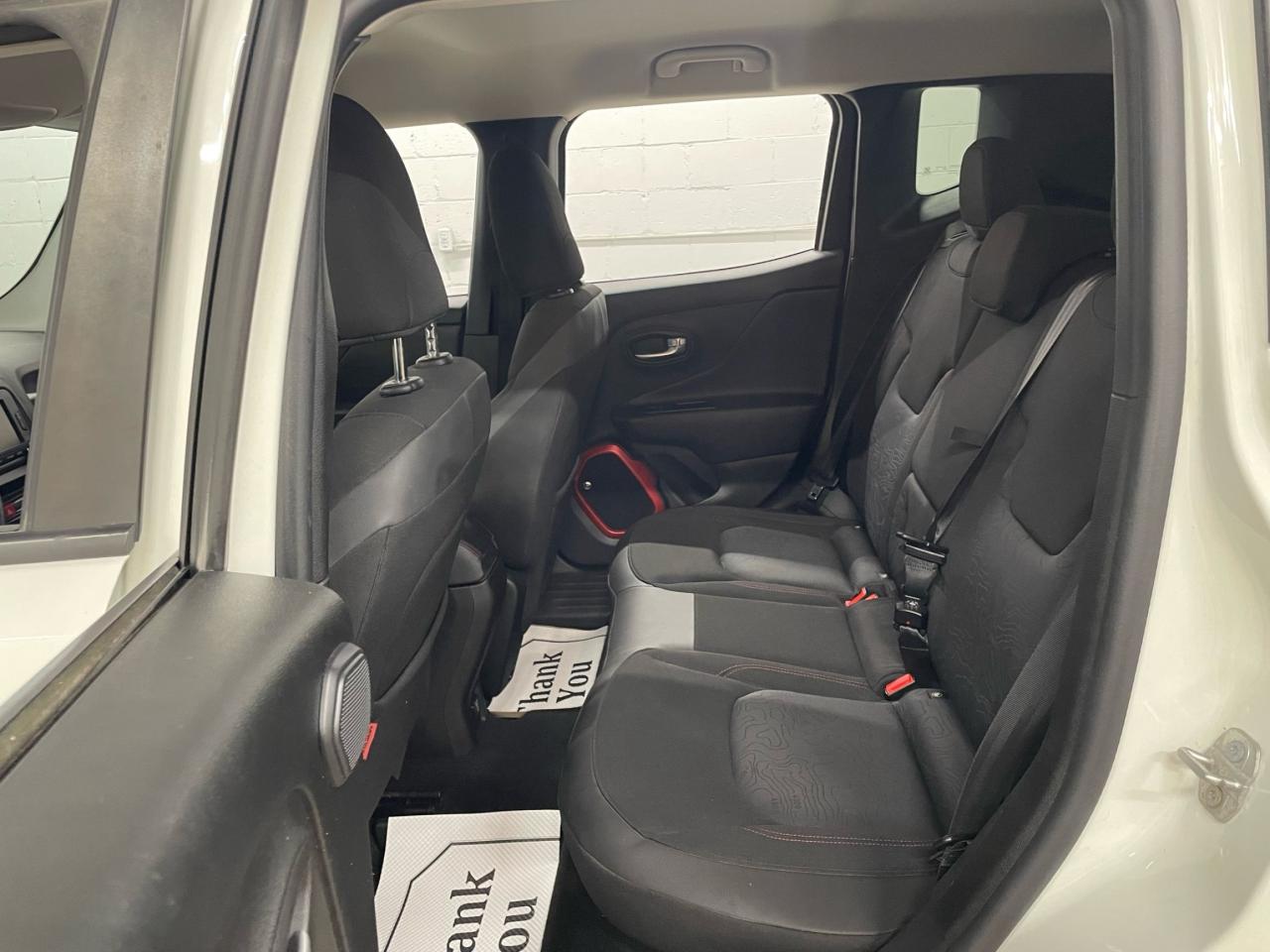 2016 Jeep Renegade 4WD 4dr Trailhawk